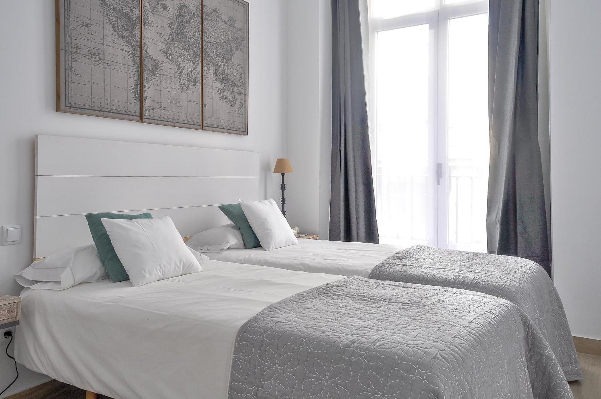 Apartamento En Puerta Del Sol 2A مدريد المظهر الخارجي الصورة