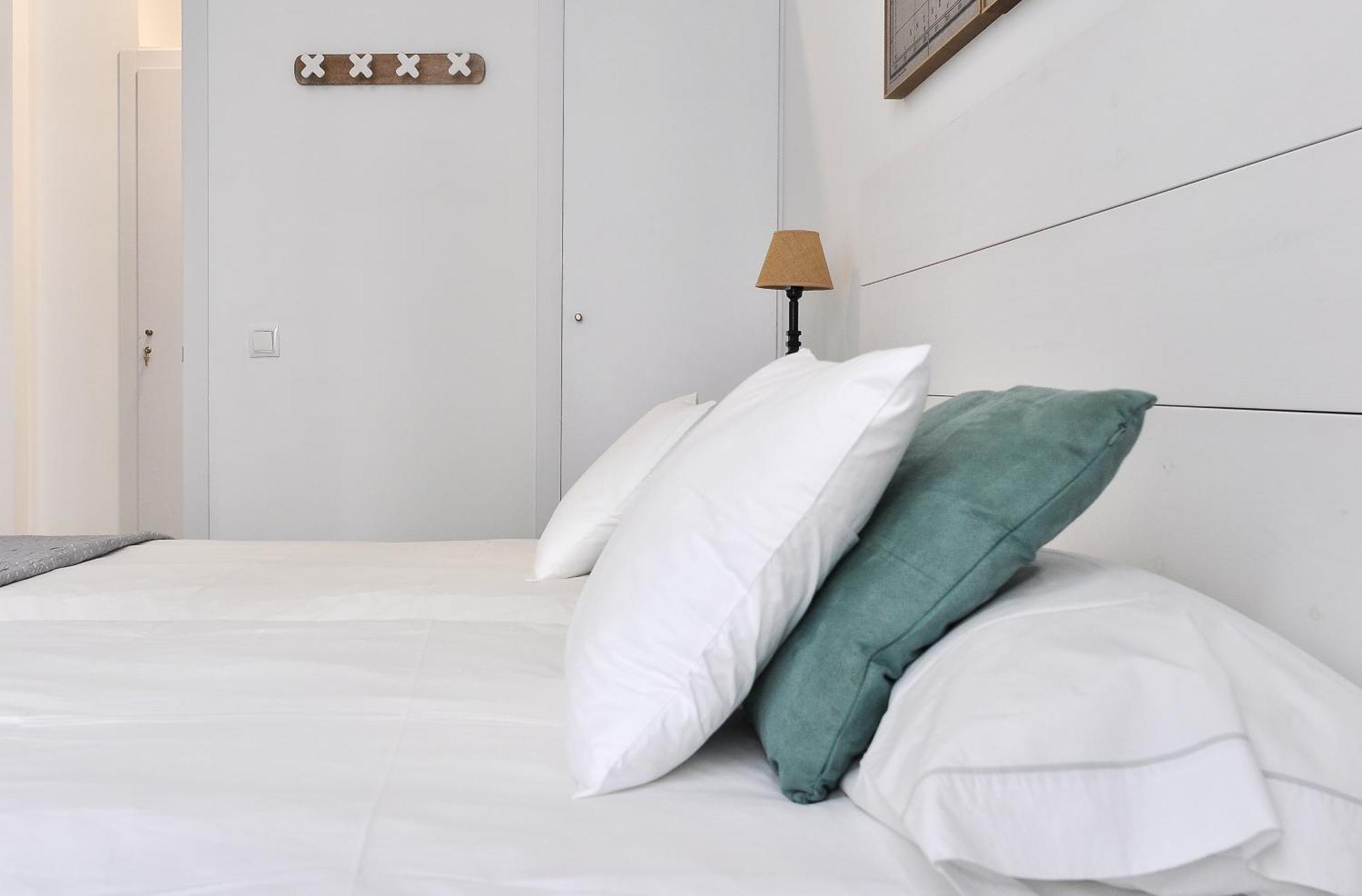 Apartamento En Puerta Del Sol 2A مدريد المظهر الخارجي الصورة