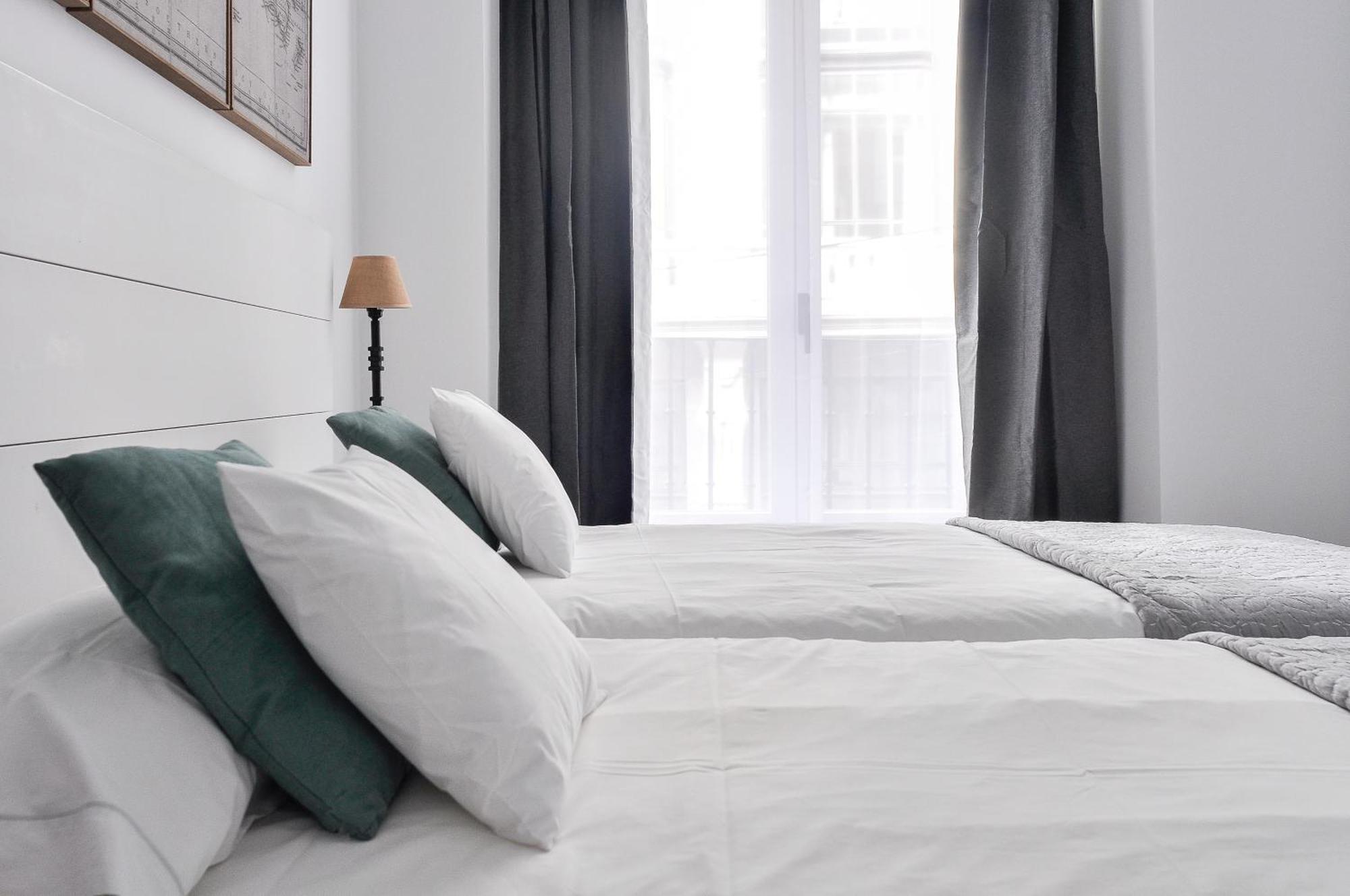 Apartamento En Puerta Del Sol 2A مدريد المظهر الخارجي الصورة